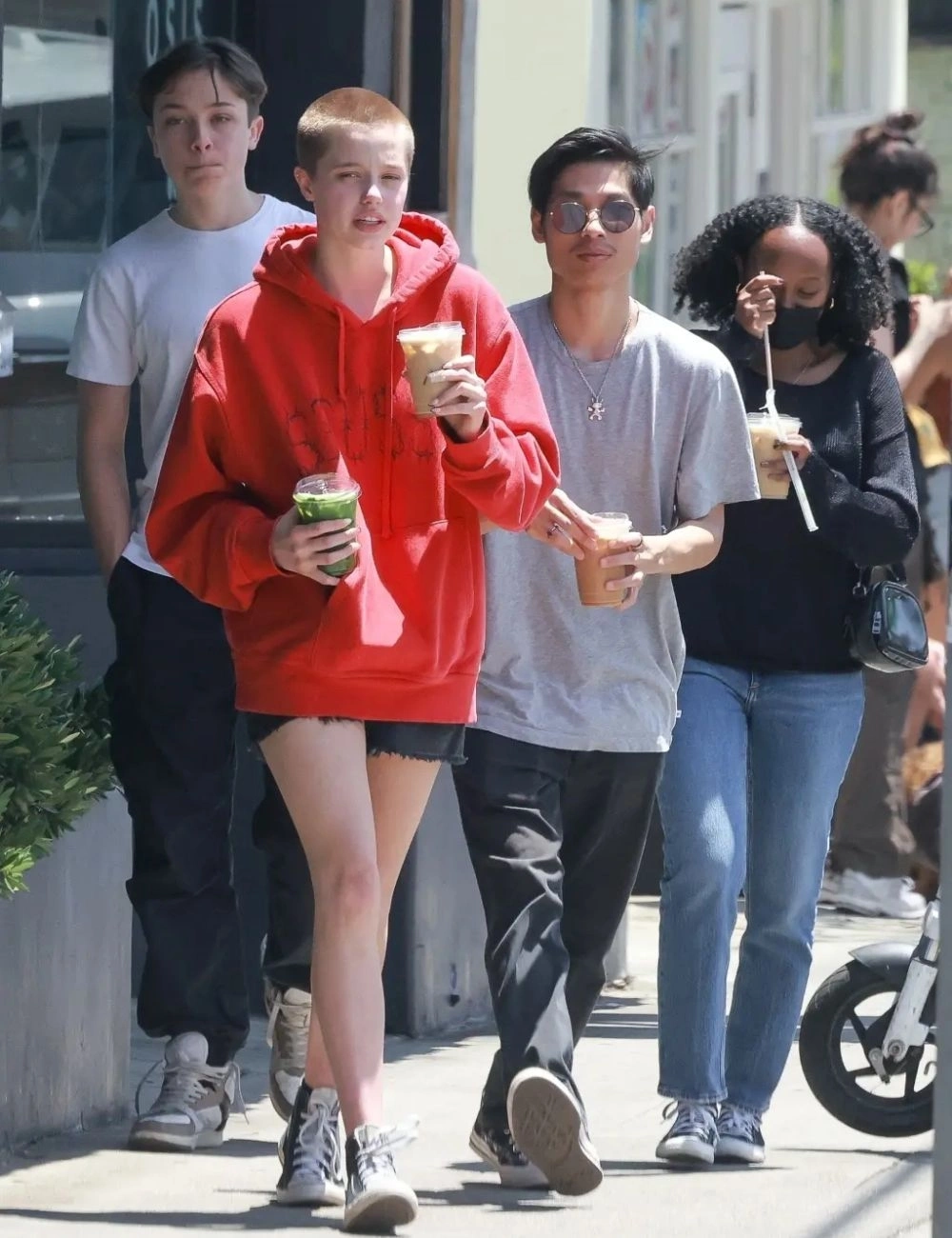 Tình hình hiện tại của Pax Thiên