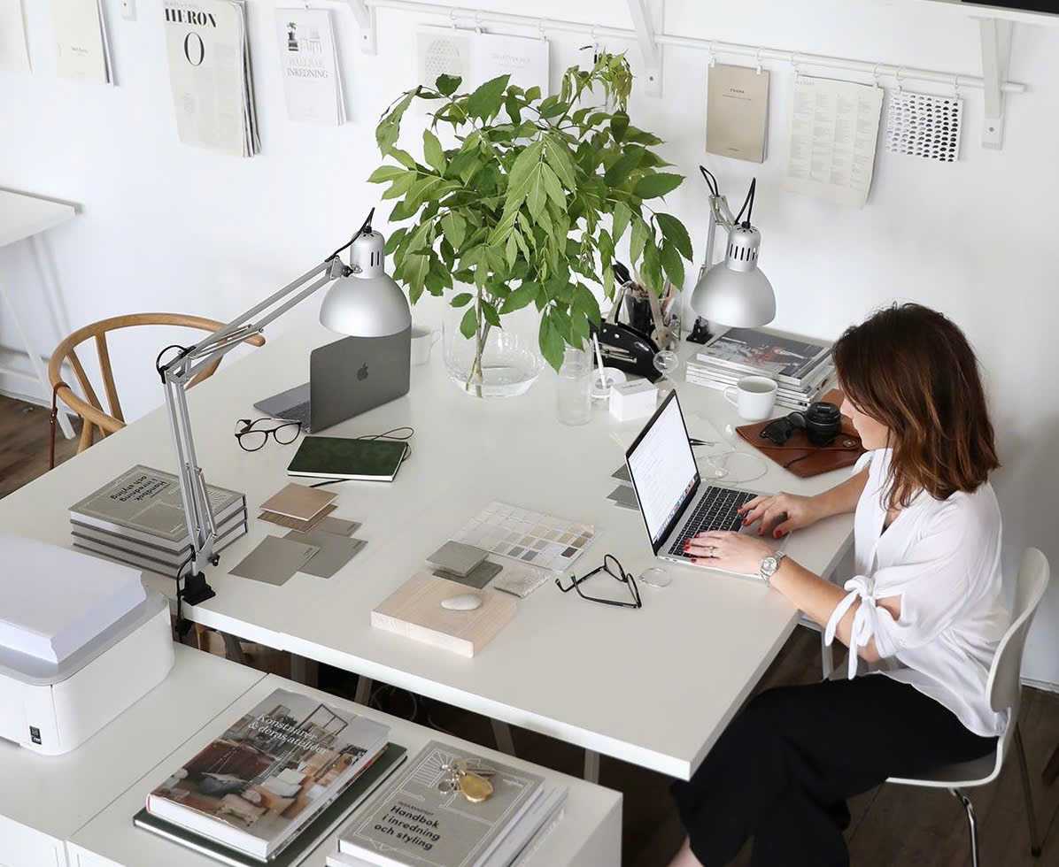 Nghệ thuật bài trí không gian làm việc: Khi sự ngăn nắp “đánh thức” mạch nguồn sáng tạo