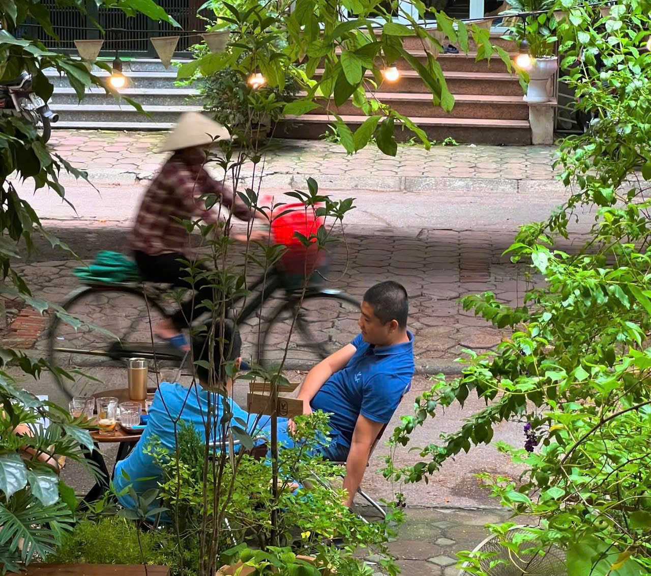 Tạp chí Mỹ ca ngợi khả năng biến tấu cà phê của người Việt