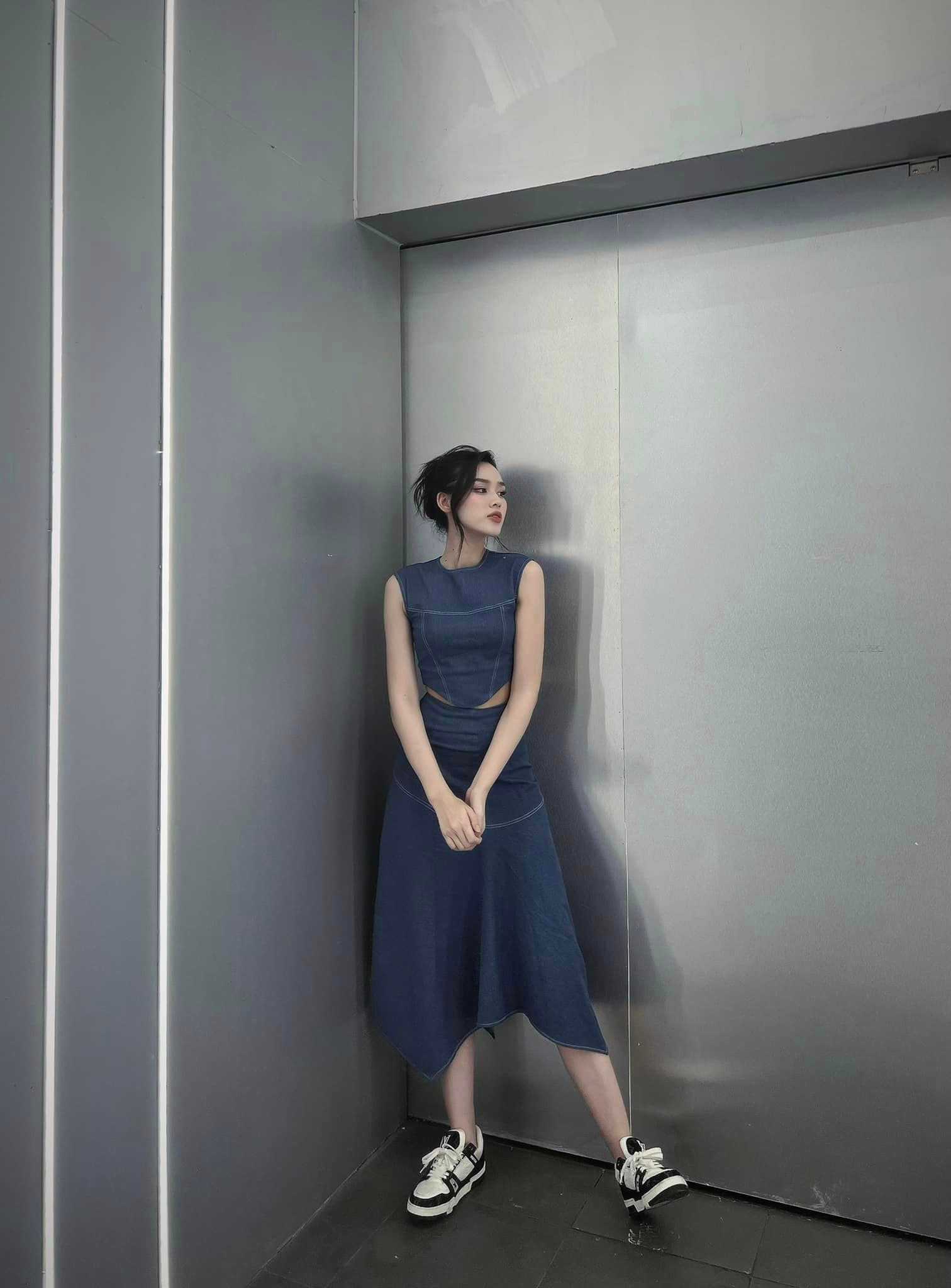 Những mẫu giày đón Tết của Đỗ Thị Hà: Ưu tiên êm chân để tự tin trong từng bước đi