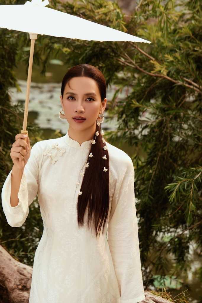 Đường đua nhạc Tết: Ái Phương hội ngộ Trúc Nhân, nhắn gửi điều ngọt ngào