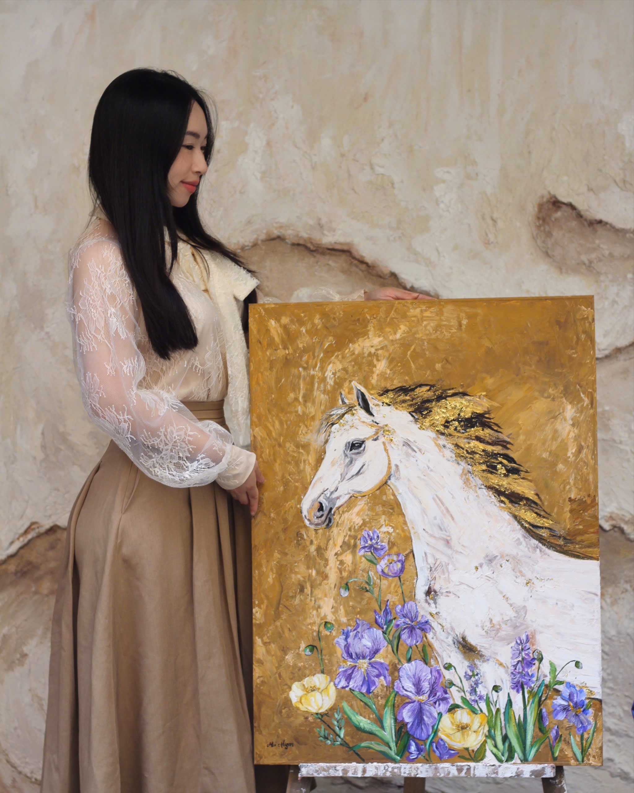 Vì sao “năm con ngựa” khiến giới trẻ săn tìm tranh ngựa? Ẩn ý phía sau bức “Bạch Mã Kim Hoa” gây chú ý năm 2026